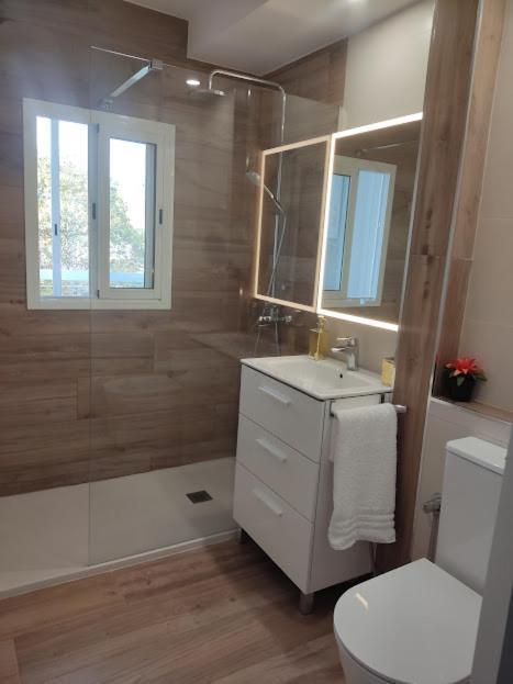 Mi Casa Es Tu Casa Apartment Севиля Екстериор снимка